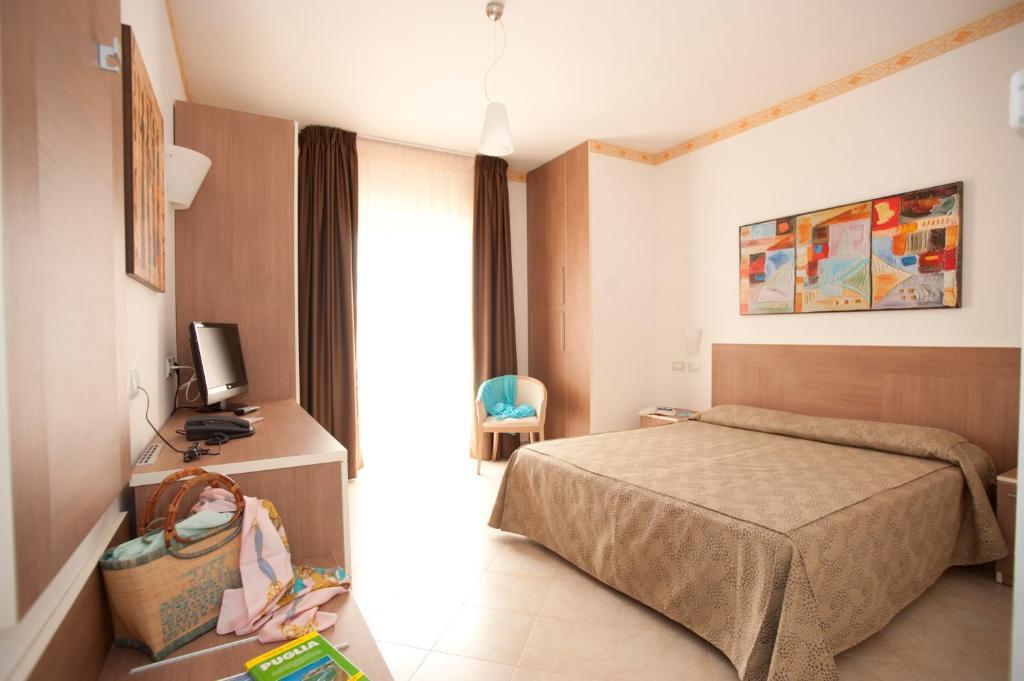 Oasiclub Hotel Vieste Habitación foto
